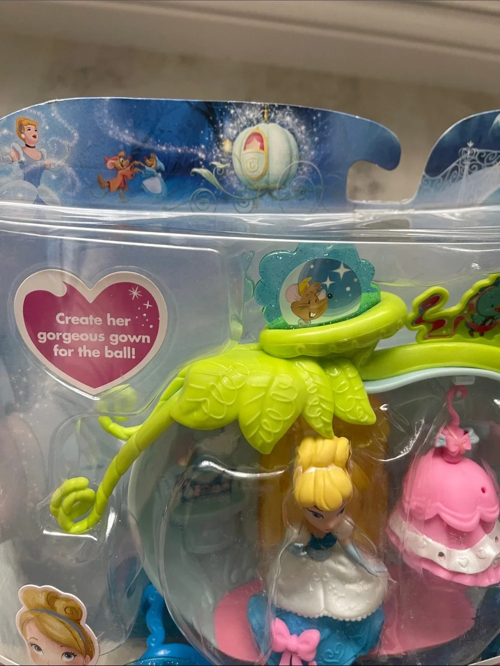 Disney Princess Cinderella Bibbidi Bobbidi Little Kingdom Playset